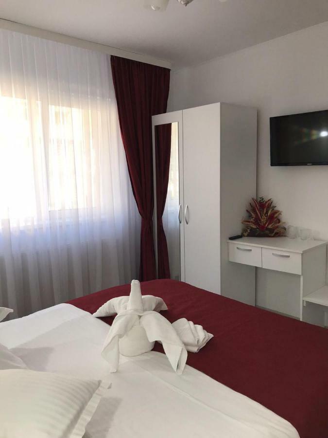 Apartament Mont Blanc Сіная Екстер'єр фото
